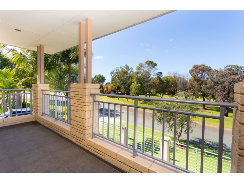 19 Weston Way, Kardinya WA 6163