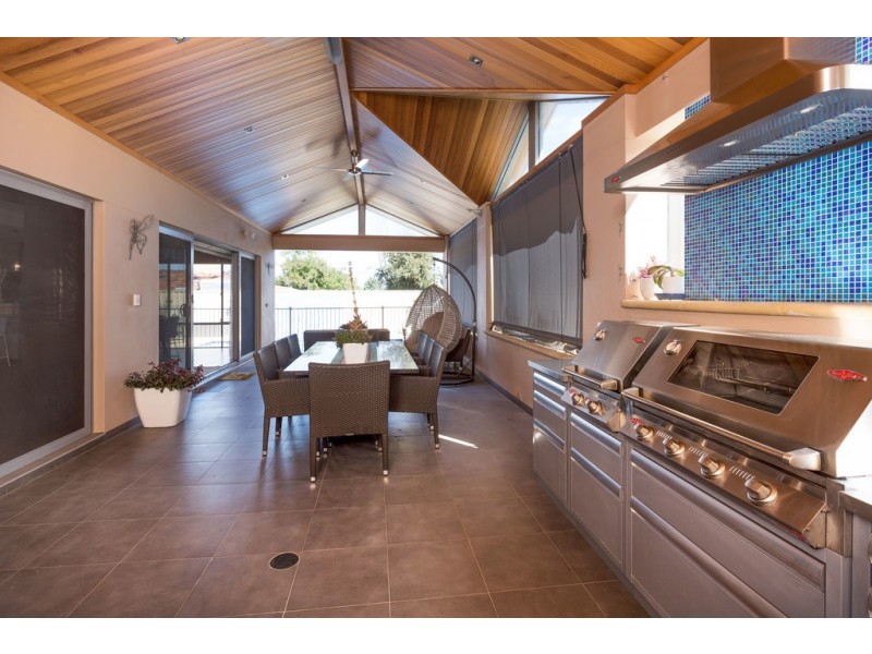 19 Weston Way, Kardinya WA 6163