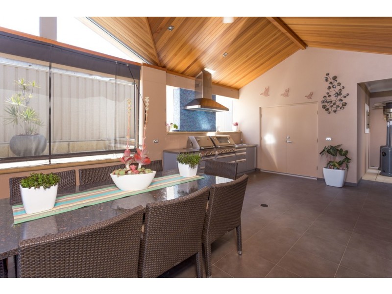 19 Weston Way, Kardinya WA 6163