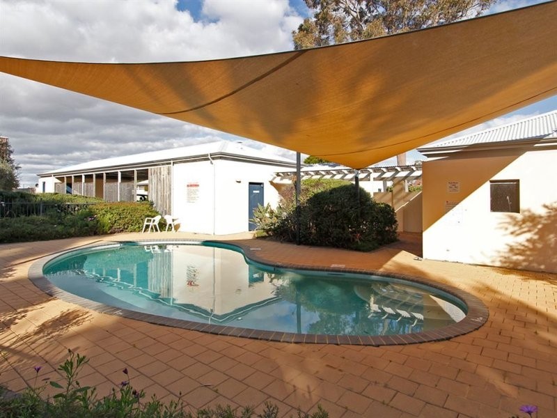 27/15 Friar John Way, Coolbellup WA 6163