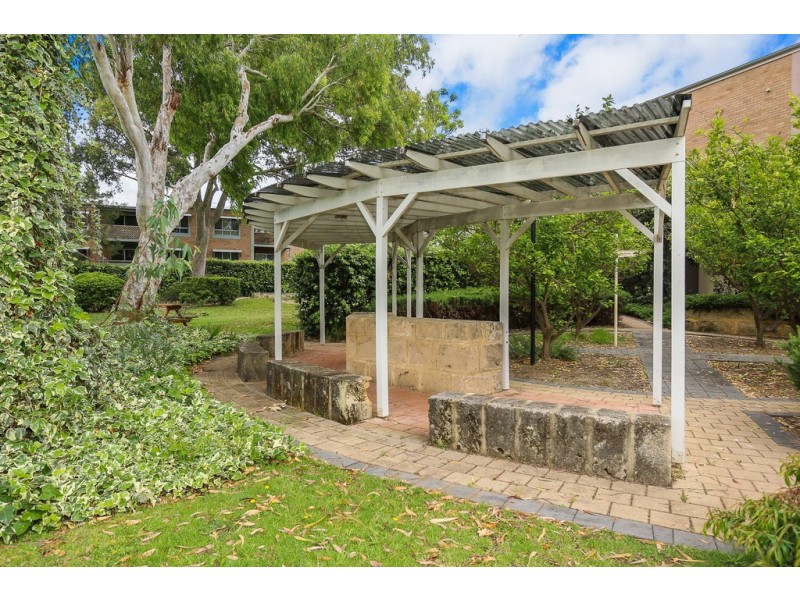 27/15 Friar John Way, Coolbellup WA 6163