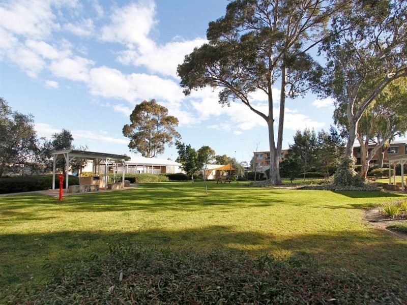 27/15 Friar John Way, Coolbellup WA 6163