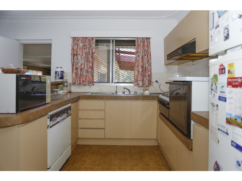 375 Russell Road, Munster WA 6166