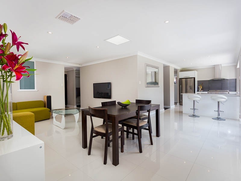 21 Sandpiper Loop, Yangebup WA 6164