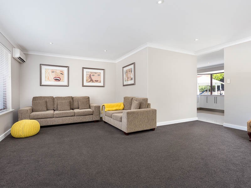 21 Sandpiper Loop, Yangebup WA 6164