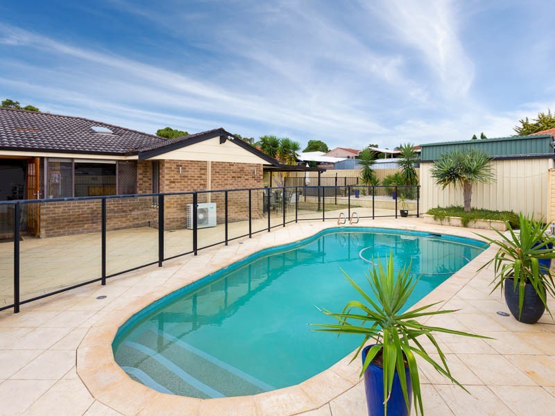 21 Sowden Drive, Samson WA 6163