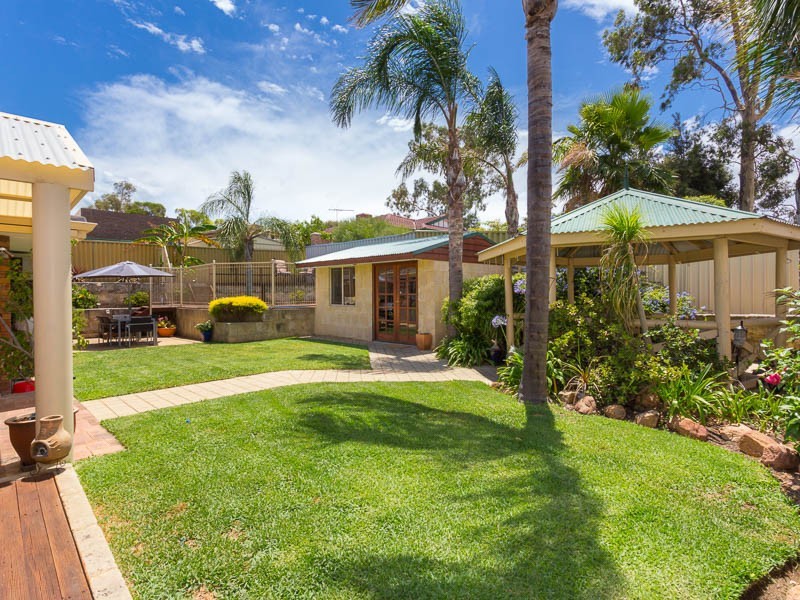 33 Sandpiper Loop, Yangebup WA 6164
