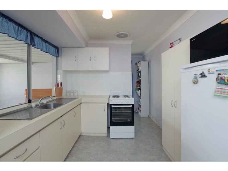 214 Yangebup Road, Yangebup WA 6164