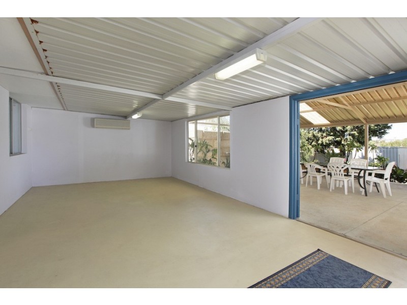 214 Yangebup Road, Yangebup WA 6164