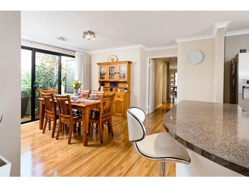 6 Doherty Road, Coolbellup WA 6163