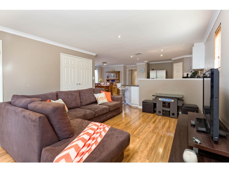 6 Doherty Road, Coolbellup WA 6163