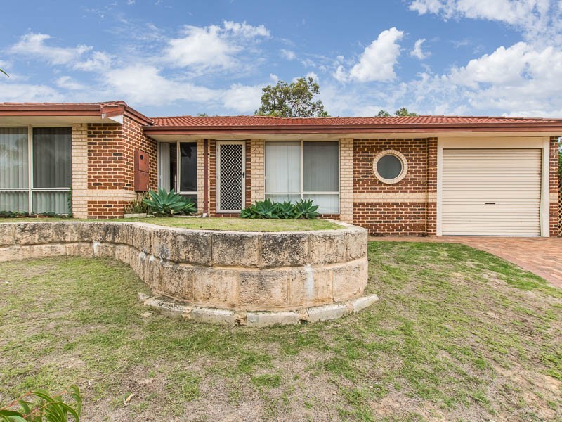 4 Milne Lane, Parmelia WA 6167