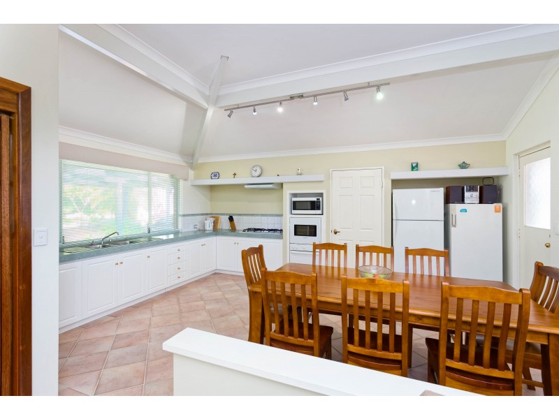 16 Enright Circuit, Beeliar WA 6164