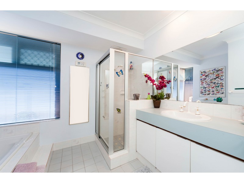 45 Paterson Gardens, Winthrop WA 6150