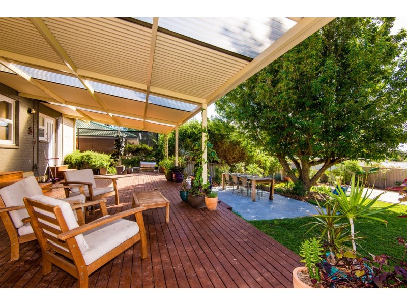 28 Ferdinand Crescent, Coolbellup WA 6163