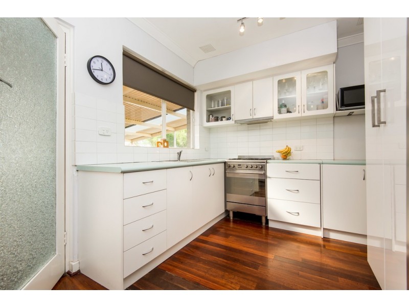 28 Ferdinand Crescent, Coolbellup WA 6163