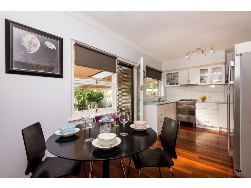 28 Ferdinand Crescent, Coolbellup WA 6163