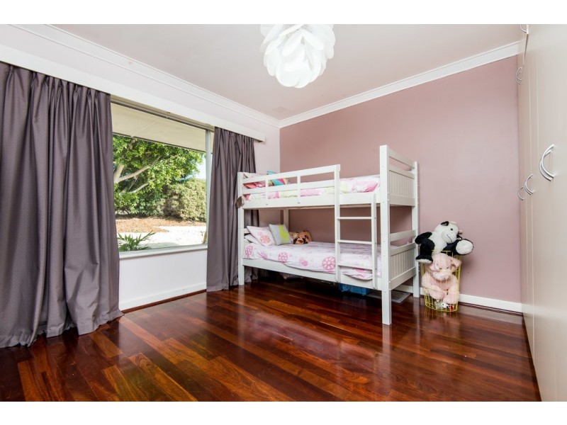 28 Ferdinand Crescent, Coolbellup WA 6163