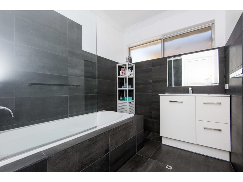 28 Ferdinand Crescent, Coolbellup WA 6163