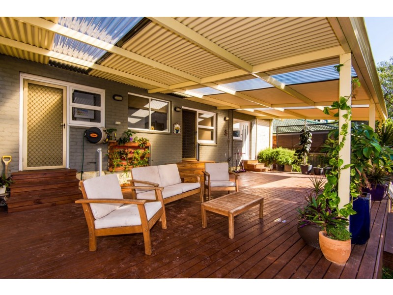 28 Ferdinand Crescent, Coolbellup WA 6163