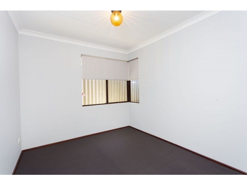 2/30 Yeovil Crescent, Bicton WA 6157