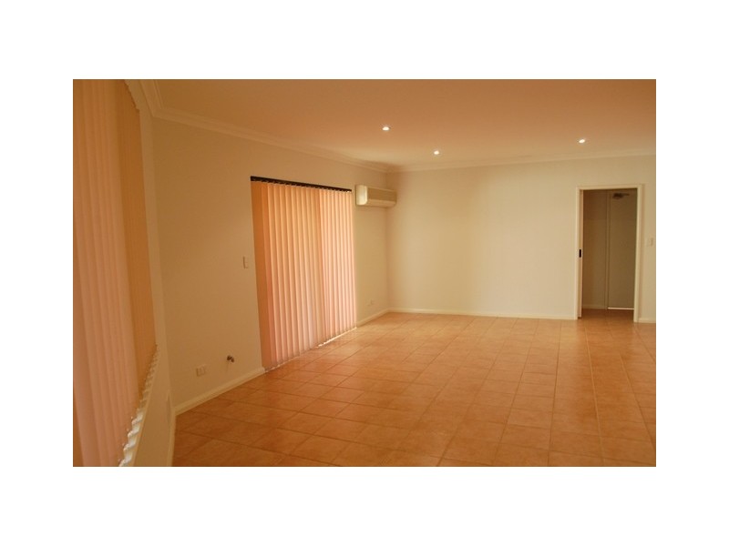 10a Colebatch Hill, Kardinya WA 6163