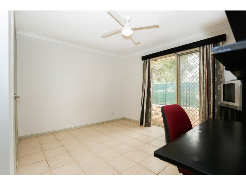 12 Hatch Place, Bibra Lake WA 6163