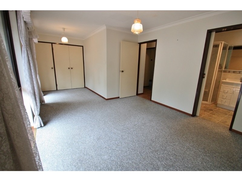 4B Rowney Close, Bateman WA 6150