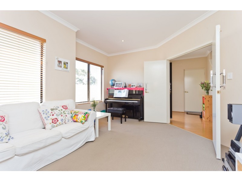 13A Bersica Court, Kardinya WA 6163