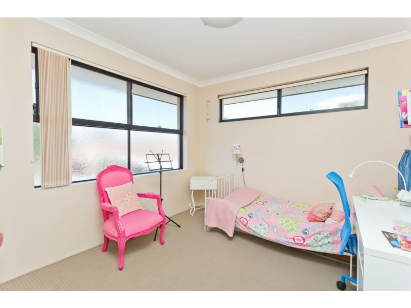 13A Bersica Court, Kardinya WA 6163