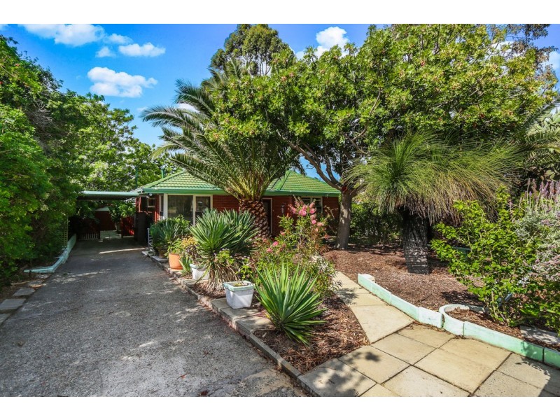 19 Caliban Way, Coolbellup WA 6163