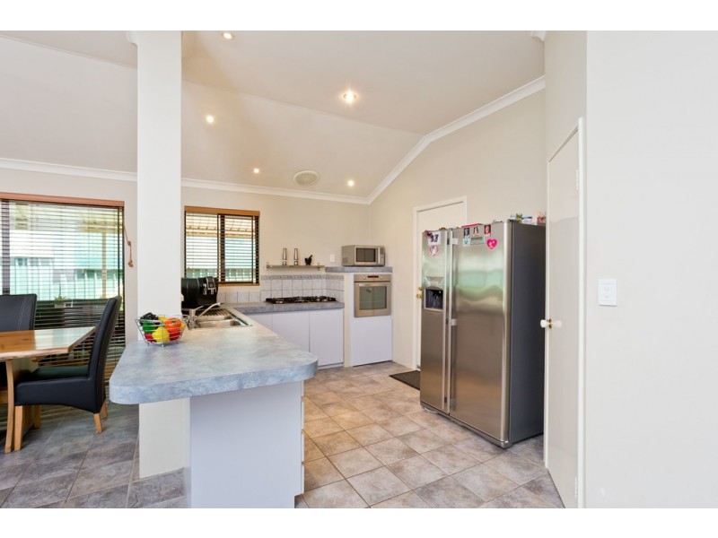 62 La Fayette Boulevard, Bibra Lake WA 6163
