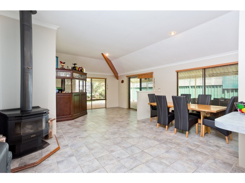 62 La Fayette Boulevard, Bibra Lake WA 6163