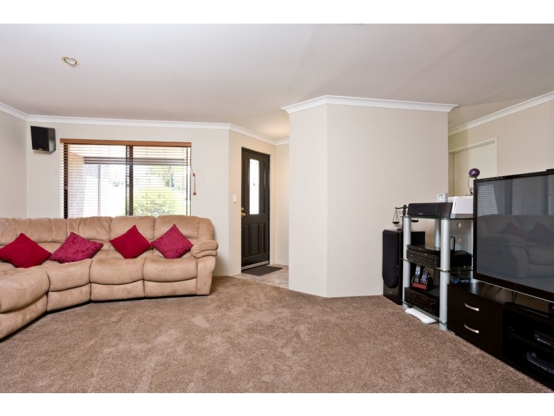 62 La Fayette Boulevard, Bibra Lake WA 6163