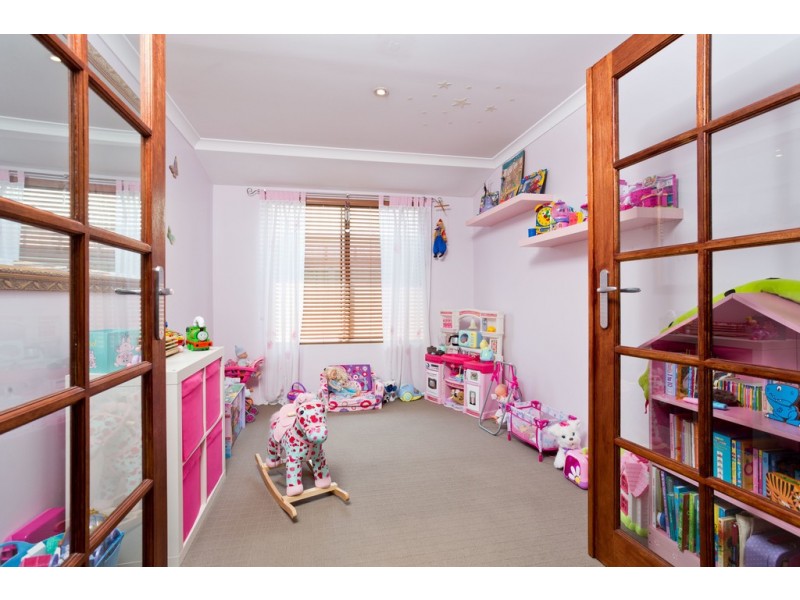 62 La Fayette Boulevard, Bibra Lake WA 6163