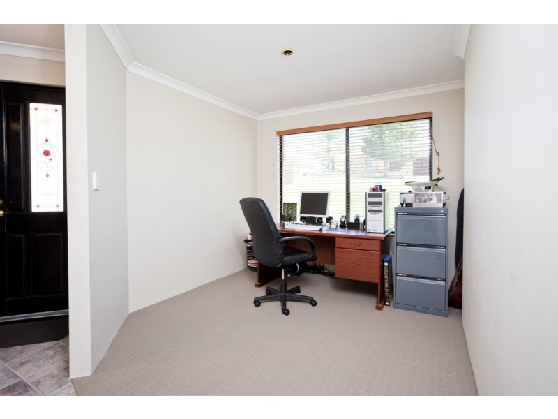 62 La Fayette Boulevard, Bibra Lake WA 6163