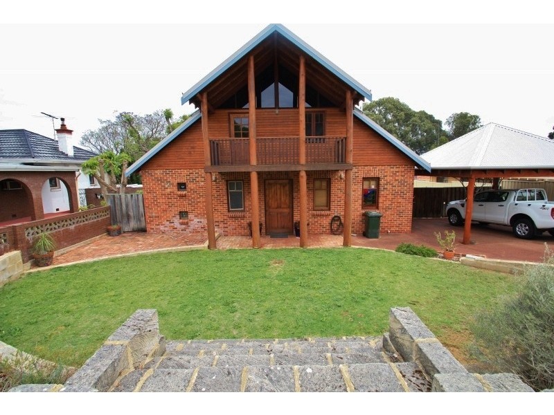 67 Oakover Street, East Fremantle WA 6158