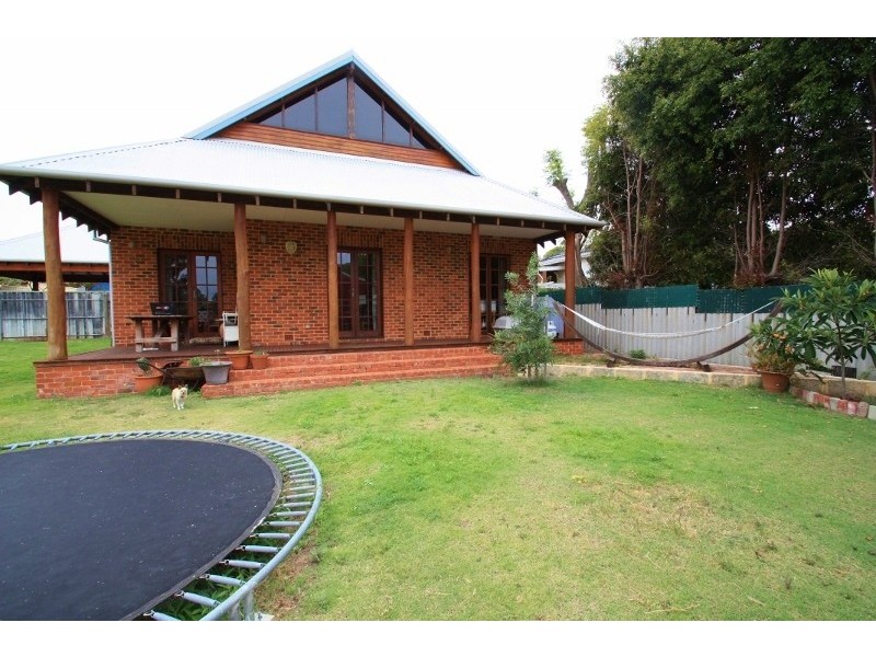 67 Oakover Street, East Fremantle WA 6158