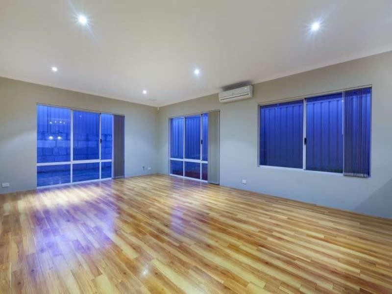 13 Dewsbury Drive, Bertram WA 6167