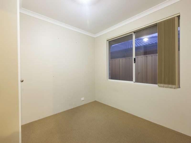 13 Dewsbury Drive, Bertram WA 6167