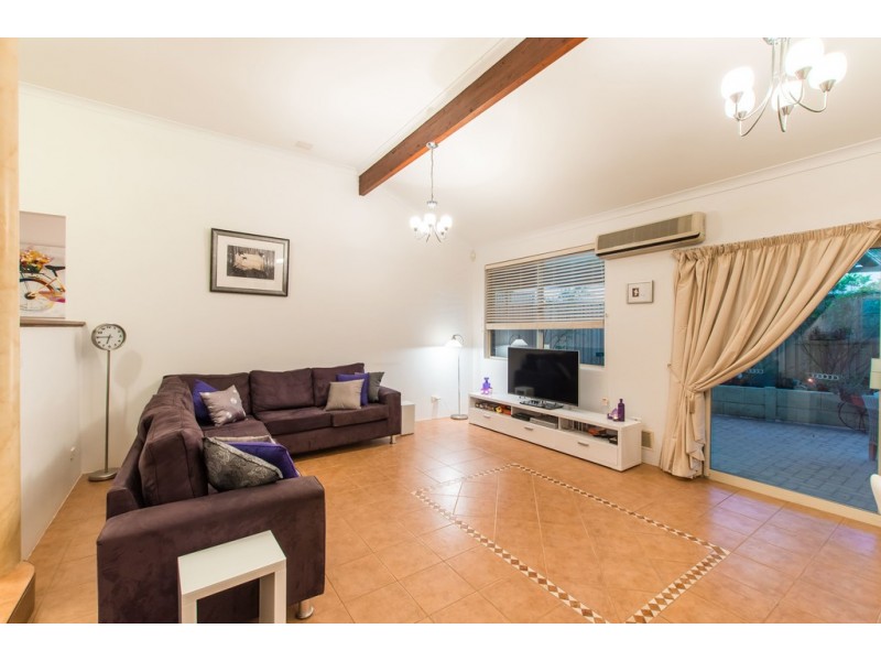 37 Turnbury Park Drive, Jandakot WA 6164
