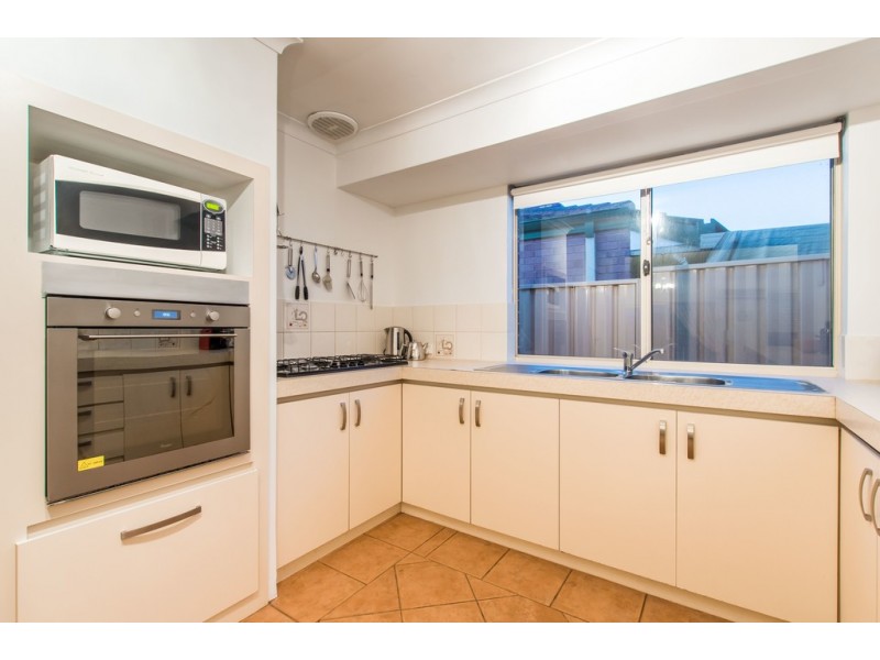 37 Turnbury Park Drive, Jandakot WA 6164