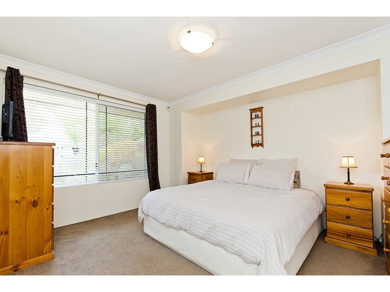 9 Devonian Gardens, Bibra Lake WA 6163