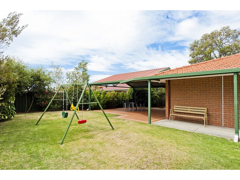 9 Devonian Gardens, Bibra Lake WA 6163