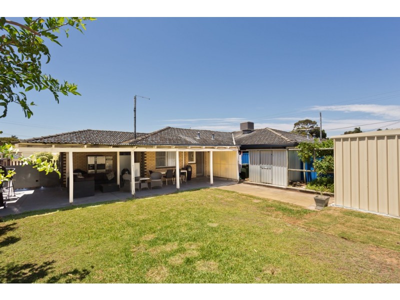 1B Bellairs Road, Kardinya WA 6163