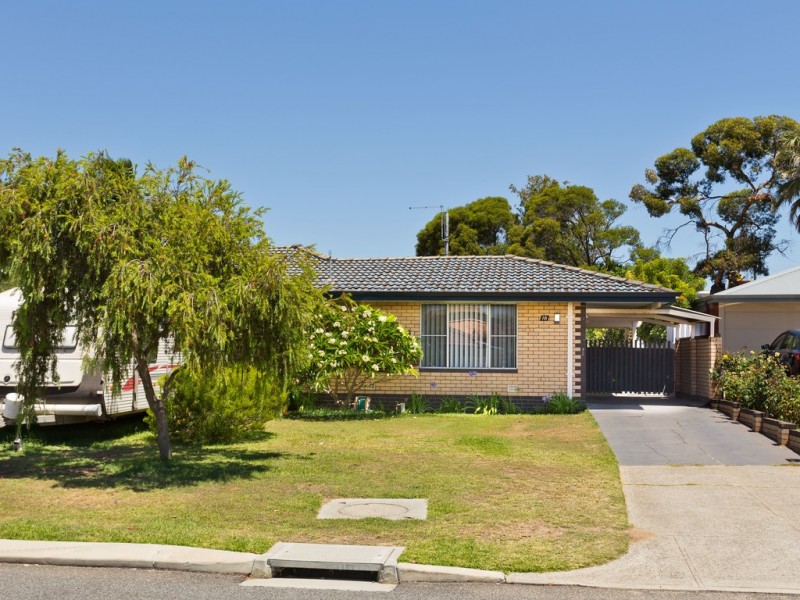 1B Bellairs Road, Kardinya WA 6163