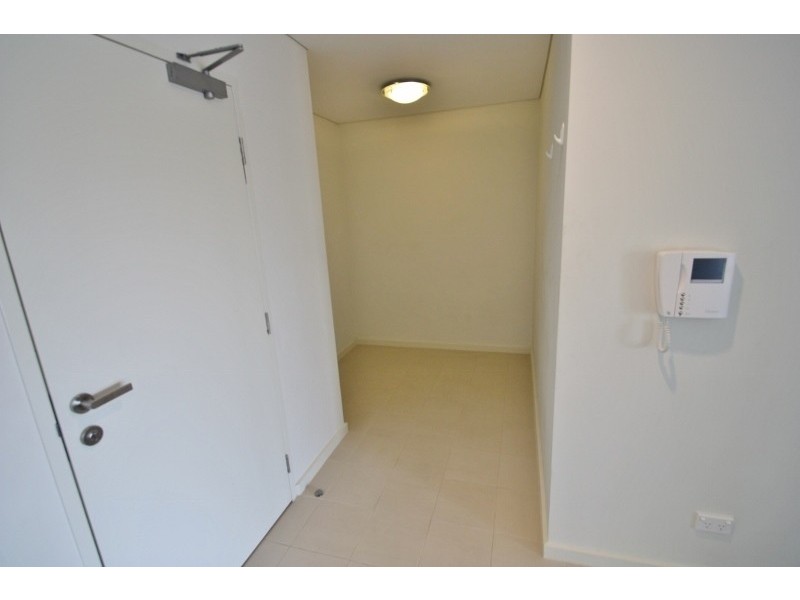 51/16 Midgegooroo Avenue, Cockburn Central WA 6164