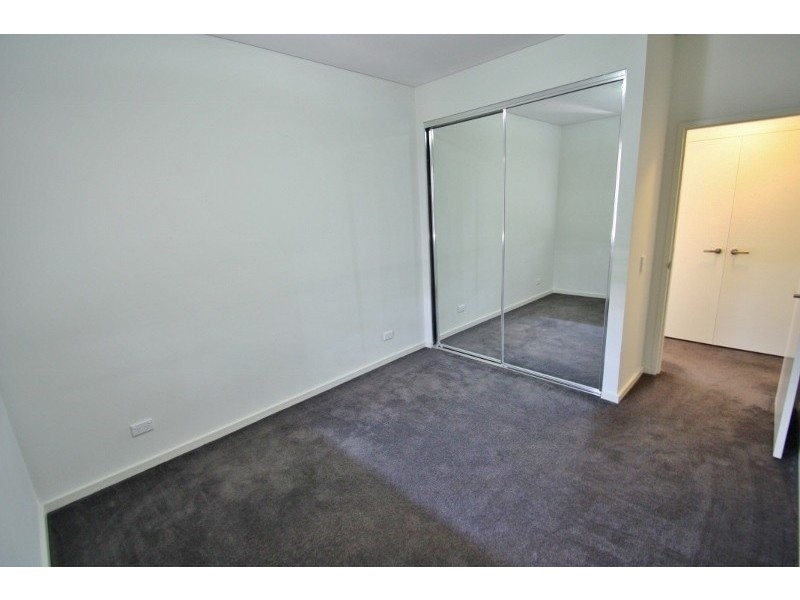 51/16 Midgegooroo Avenue, Cockburn Central WA 6164