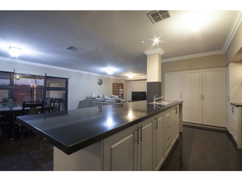 20 Black Swan Rise, Beeliar WA 6164