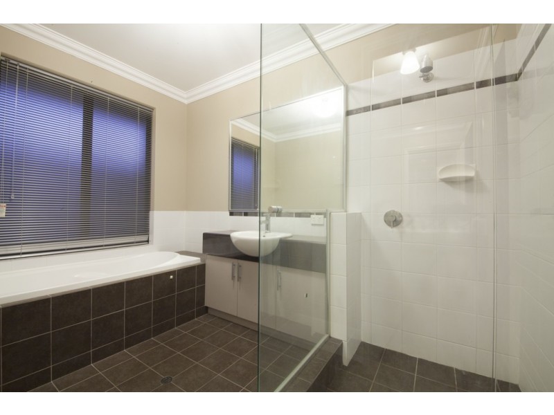 20 Black Swan Rise, Beeliar WA 6164